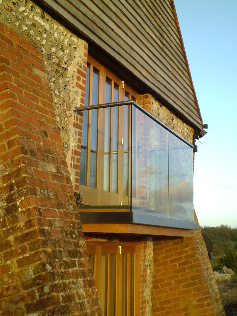 Glass balcony Ion Glass Minimalist bedroom Glass Glass balcony