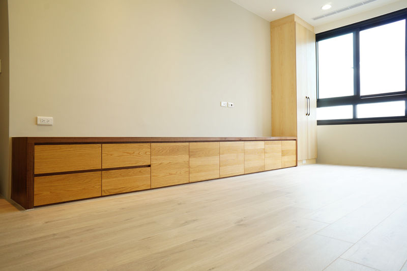 全室案例-基隆市楊宅, ISQ 質の木系統家具 ISQ 質の木系統家具 Modern style bedroom