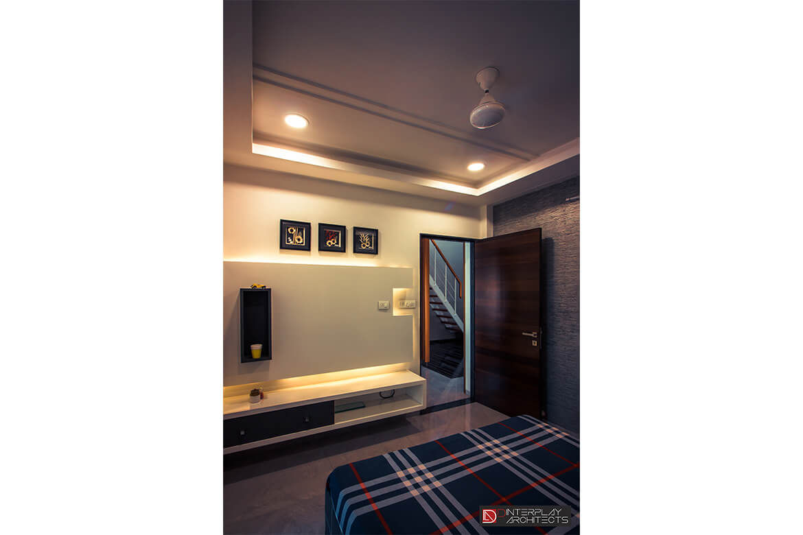 VERTICAL EXTENSION - Best Interior Designer in Surat, DINTERPLAY ARCHITECTS DINTERPLAY ARCHITECTS