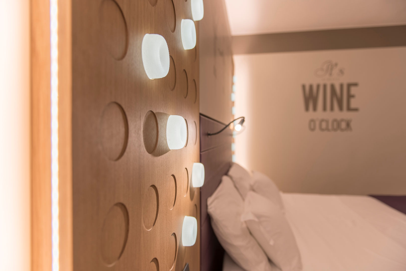Hotel Soave - Best Western, Fab Arredamenti su Misura Fab Arredamenti su Misura غرفة نوم خشب Wood effect أسرة نوم