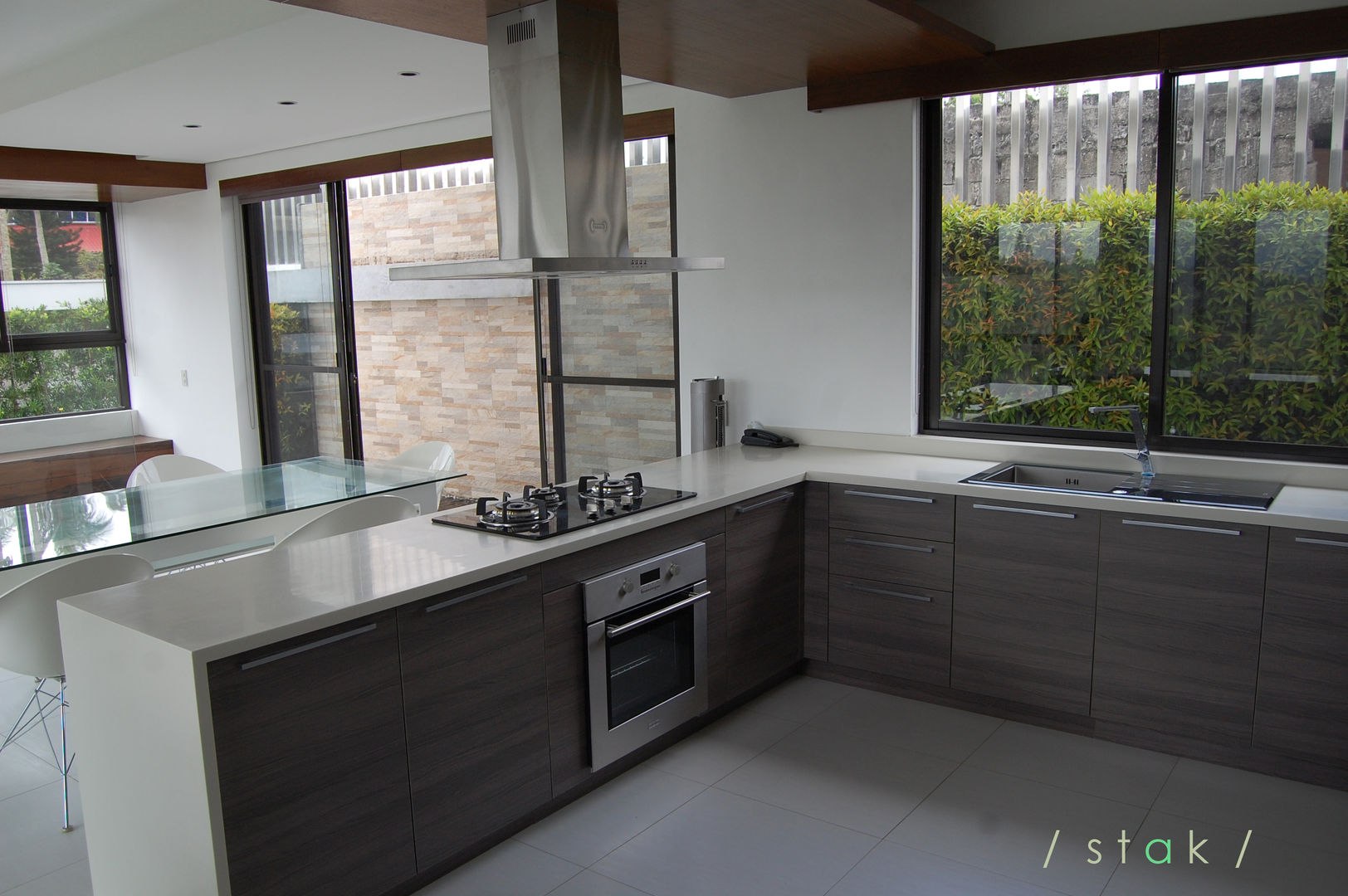 Modular Kitchen - Tagaytay City, Stak Modern Kitchens Stak Modern Kitchens Cocinas de estilo moderno