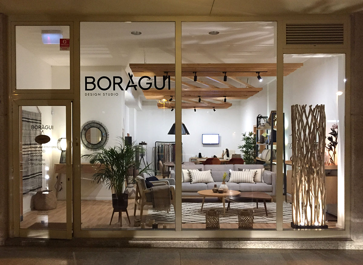 Showroom BORAGUI - Design Studio, BORAGUI - Design Studio BORAGUI - Design Studio مساحات تجارية مكاتب ومحلات