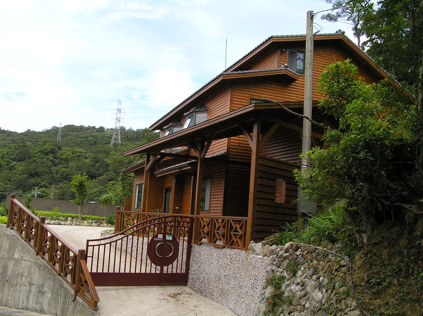 日式木屋別墅, 地興木屋有限公司 地興木屋有限公司 Casas de estilo asiático