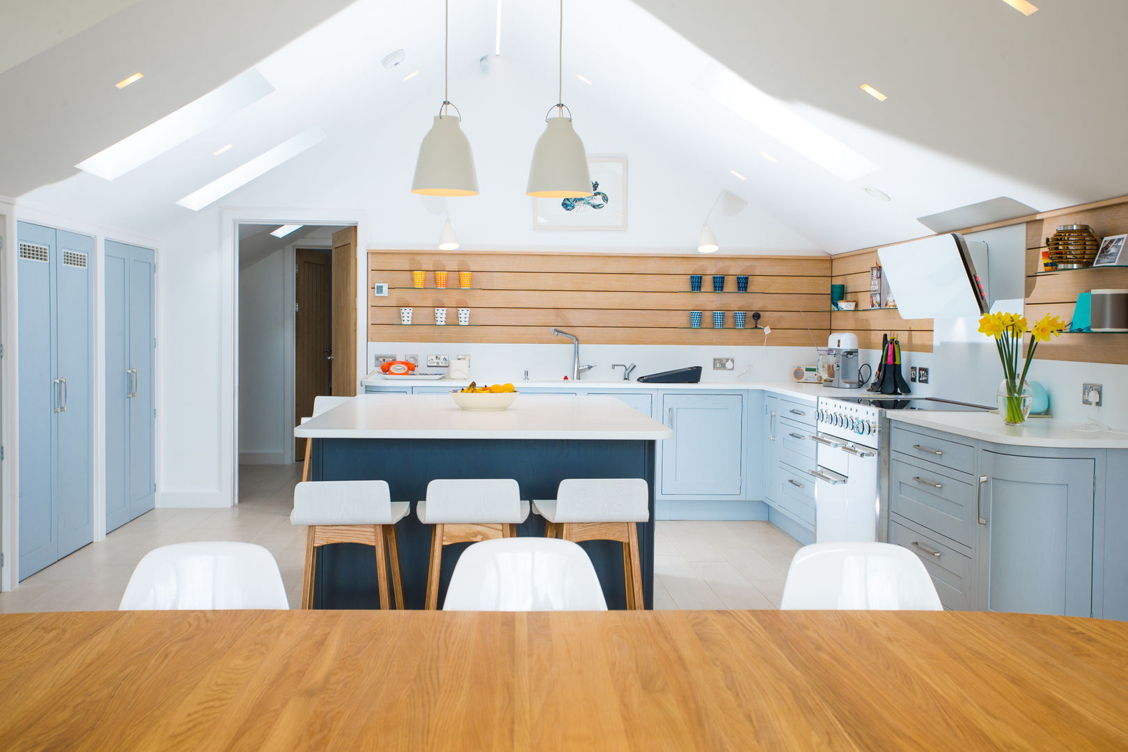 New Build, St Mawes, Cornwall Marraum Kitchen units Wood Wood effect
