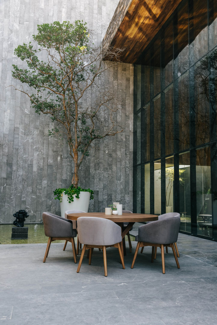 Comedor Reunión homify Comedores de estilo moderno Madera Acabado en madera Mesas