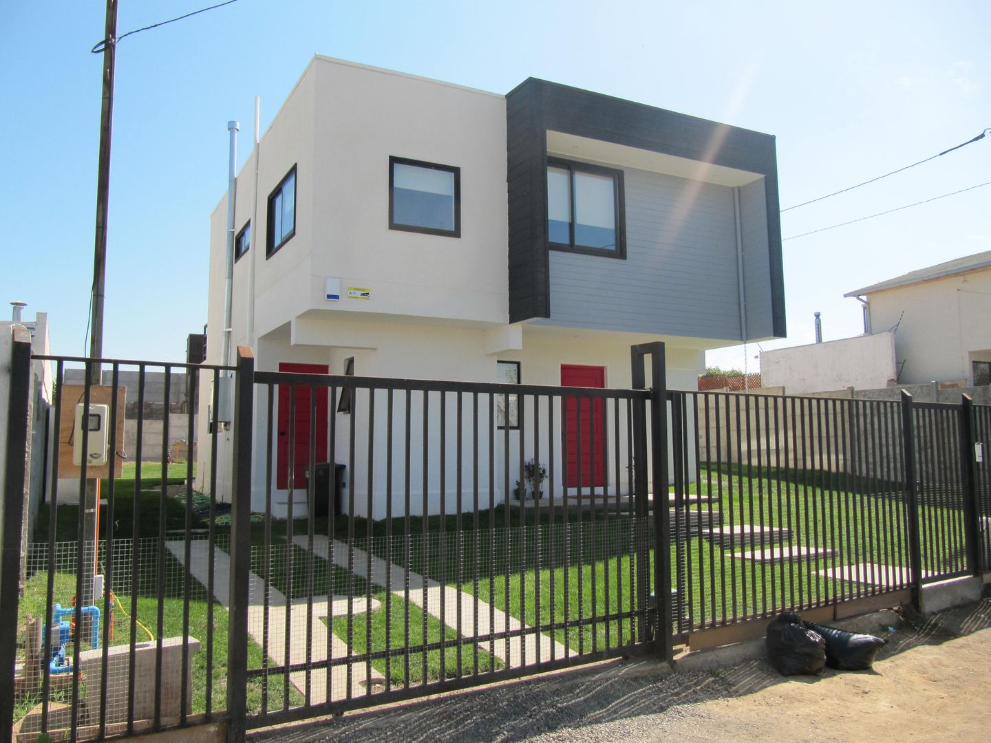 Casa Cruz de Lorena, Lau Arquitectos Lau Arquitectos Single family home