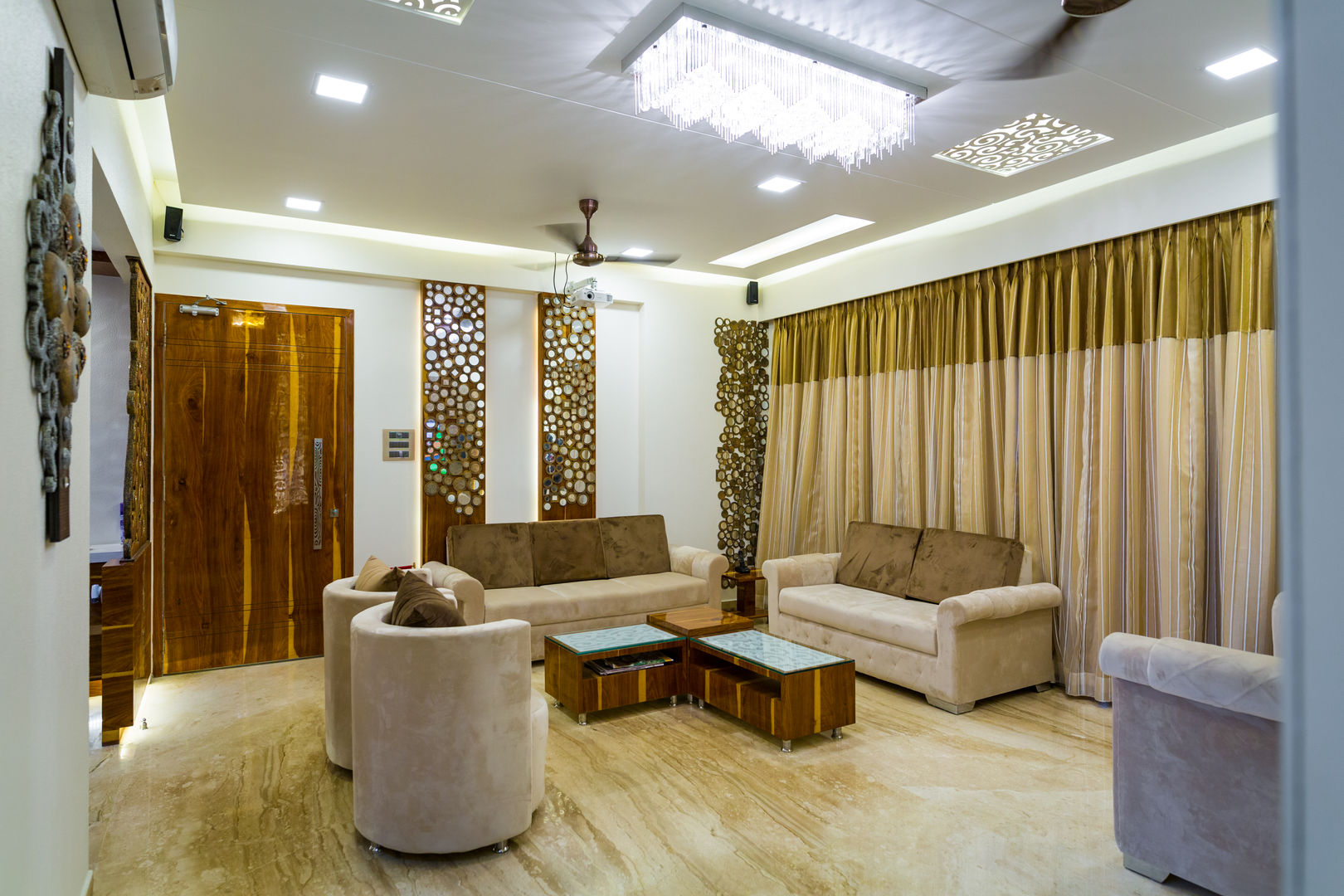 Rodas Enclave, Thane, aasha interiors aasha interiors Salones de estilo moderno