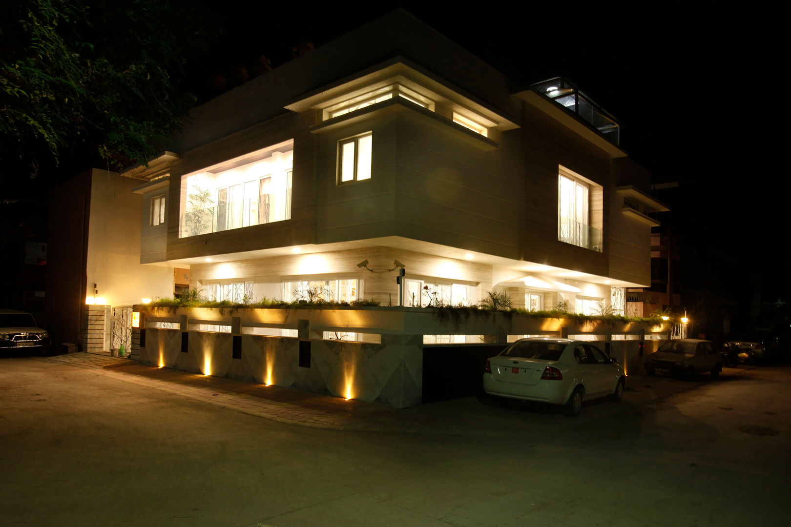 Mr Anil nahata's bungalow, Innerspace Innerspace Modern houses