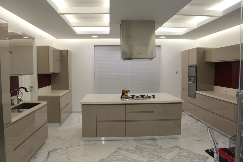 Chugh Villa, Innerspace Innerspace Modern kitchen