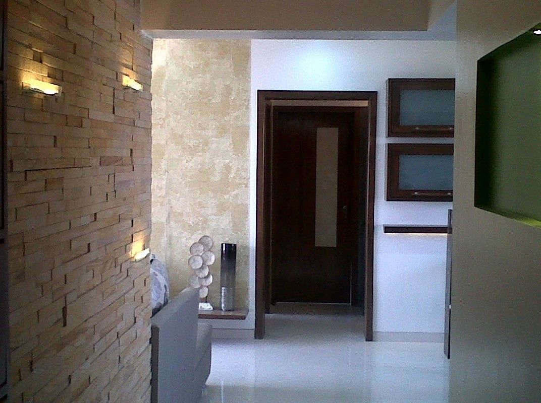 Residential Project - Siddhi Grandeur, Kharghar, Dezinebox Dezinebox モダンスタイルの 玄関&廊下&階段