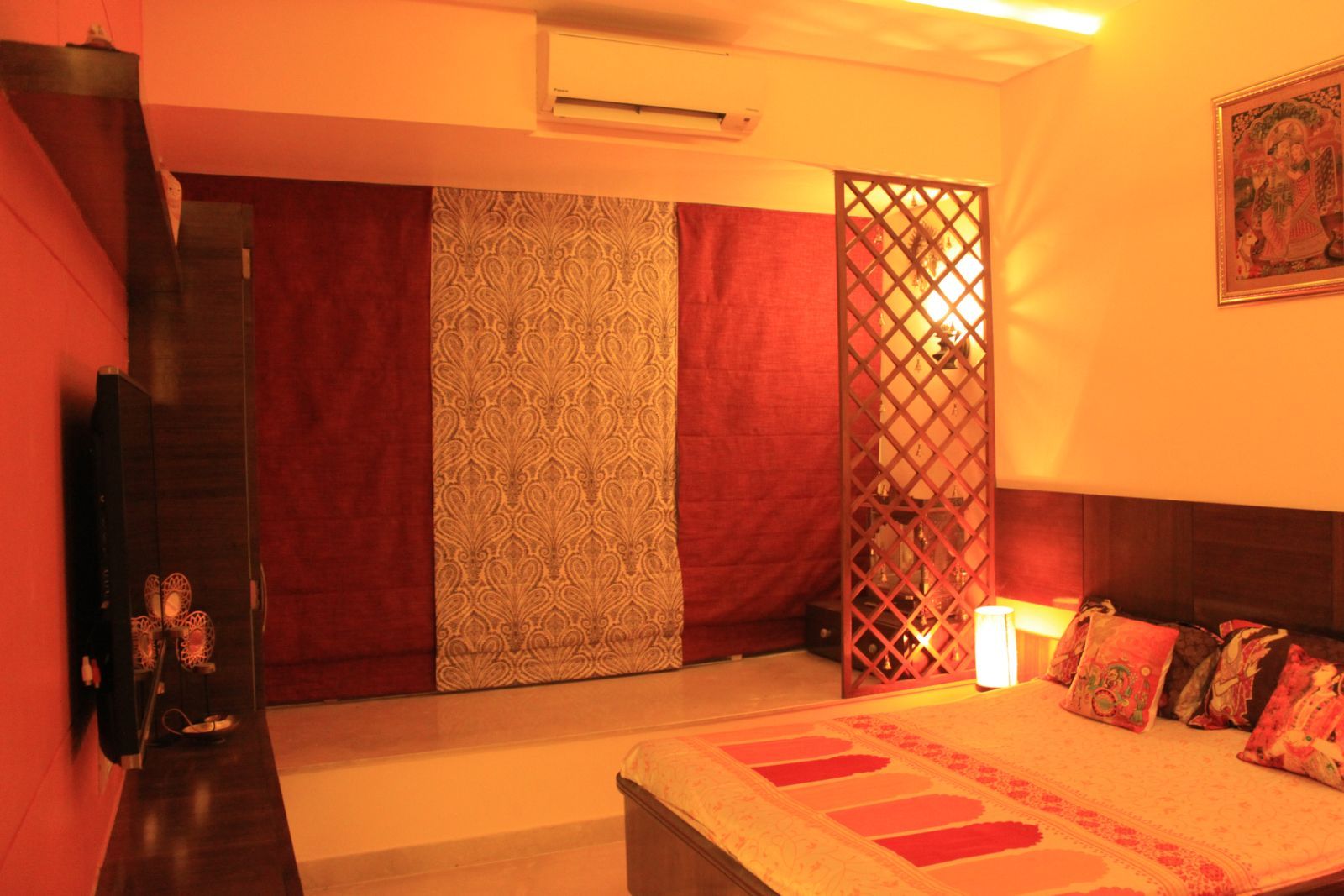 Parents Bedroom with Pooja Room Dezinebox Modern style bedroom