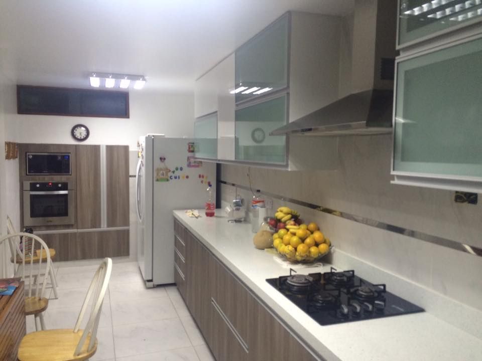 Remodelación Cocina La Molina, YR Solutions YR Solutions Modern style kitchen