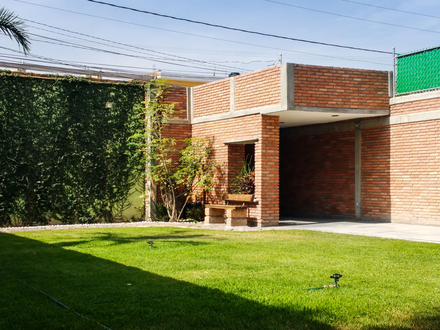 Jardín Naranjos, QUIRSA arquitectos QUIRSA arquitectos Rustic style garden