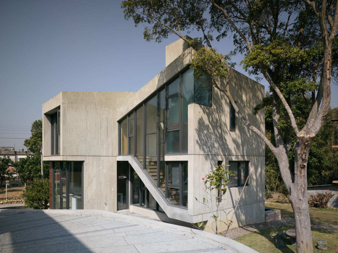 關西杜宅, 形構設計 Morpho-Design 形構設計 Morpho-Design Casas modernas