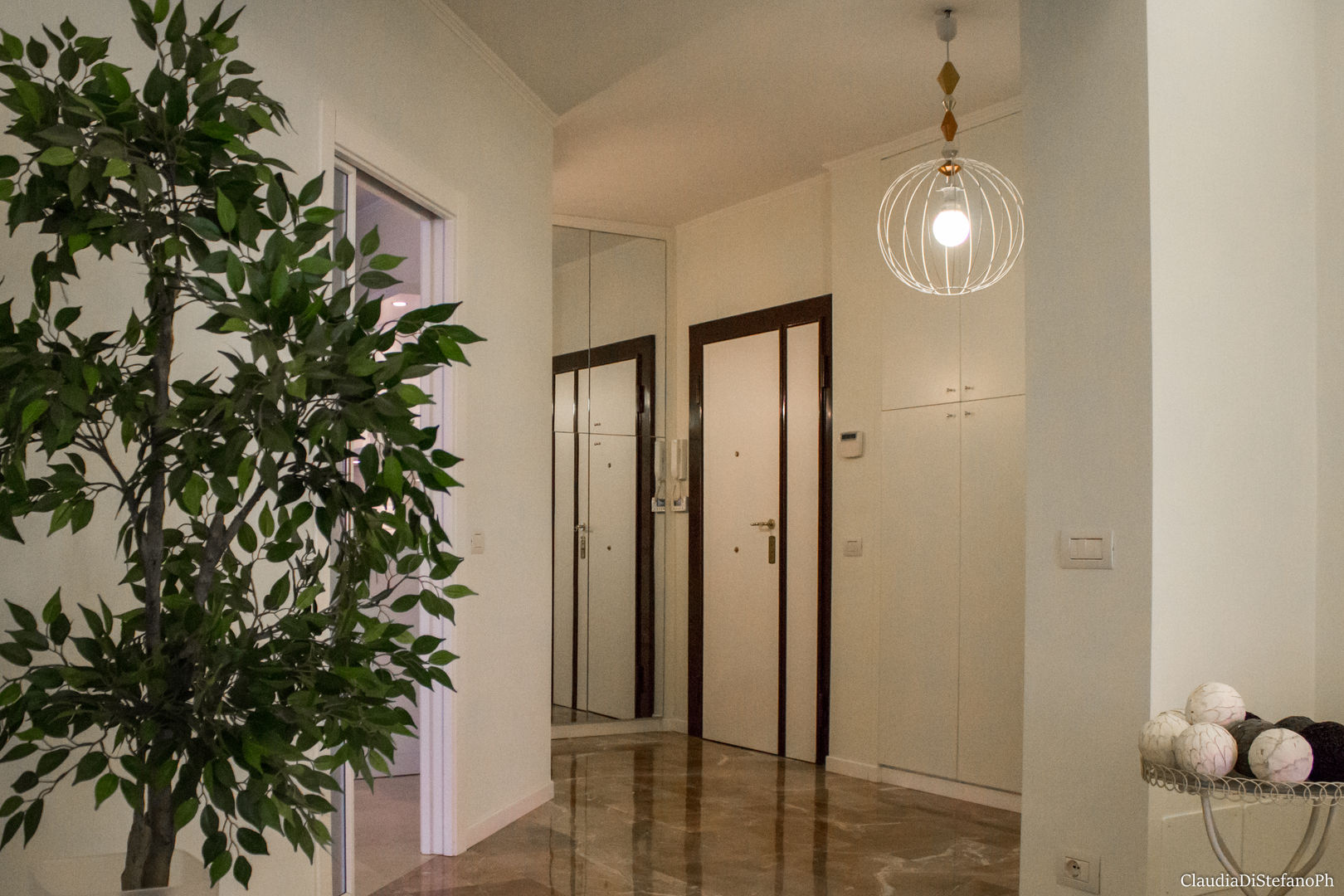 Home Staging su vuoto in signorile appartamento a ROMA, Creattiva Home ReDesigner - Consulente d'immagine immobiliare Creattiva Home ReDesigner - Consulente d'immagine immobiliare