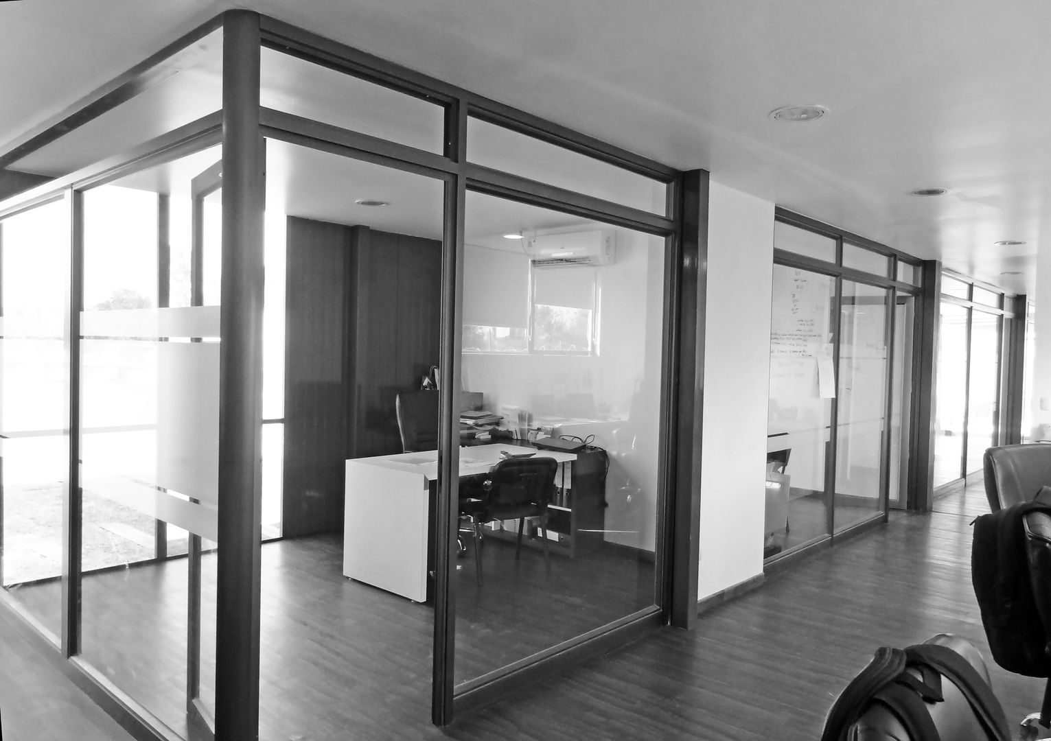Oficinas Modulares Transportables, m2 estudio arquitectos - Santiago m2 estudio arquitectos - Santiago Minimalist Multimedya Odası