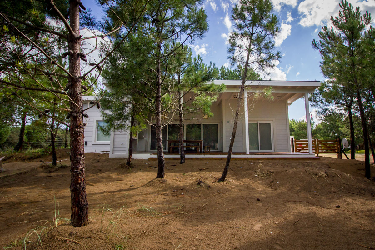 Casa modular en el barrio de Costa Esmeralda, JOM HOUSES JOM HOUSES Single family home