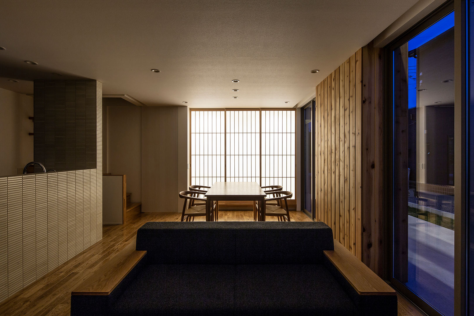 無垢素材の家, 松岡淳建築設計事務所 松岡淳建築設計事務所 Modern living room