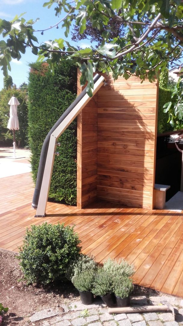 PAVIMENTI DA ESTERNO: DECKING E QUADROTTE, ONLYWOOD ONLYWOOD フローリング 木 木目調