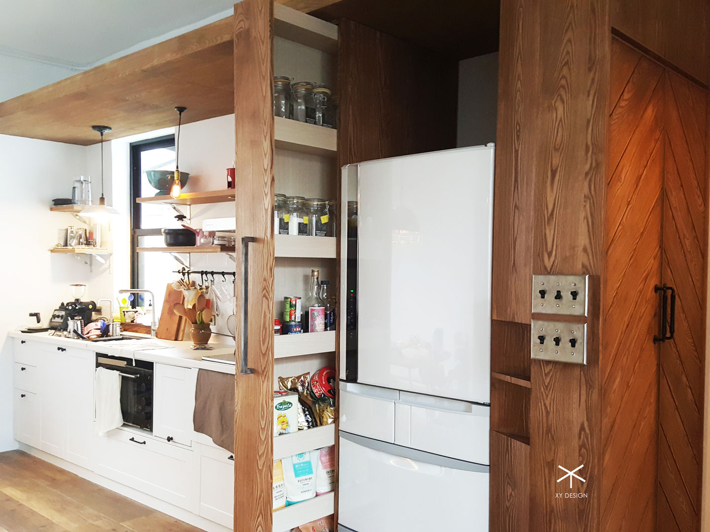 開放式廚房收納好簡單, XY DESIGN - XY 設計 XY DESIGN - XY 設計 Kitchen