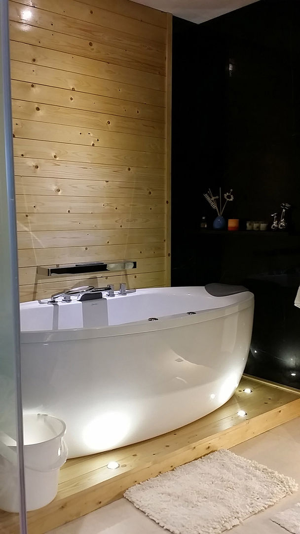 Vipod KLCC, Kuala Lumpur, Norm designhaus Norm designhaus Bathroom