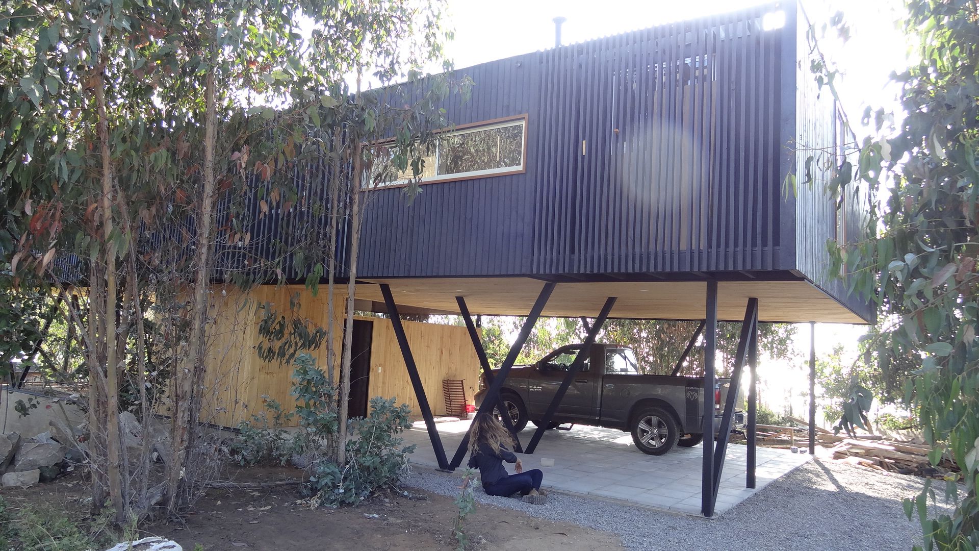 Casa QV, m2 estudio arquitectos - Santiago m2 estudio arquitectos - Santiago Mediterranean style garage/shed Iron/Steel