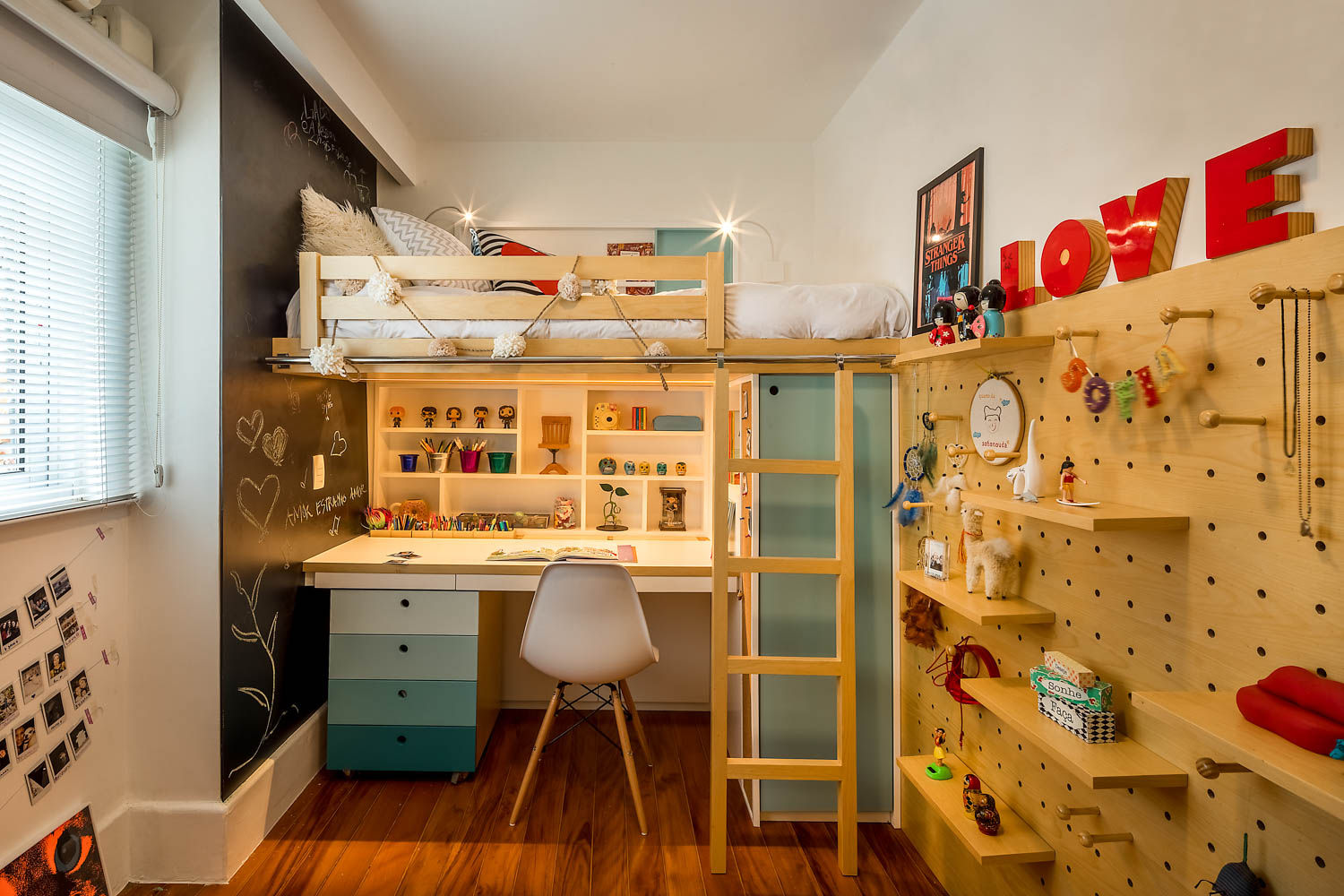 QUARTO SP, Raquel Junqueira Arquitetura Raquel Junqueira Arquitetura ห้องนอน ไม้ Wood effect