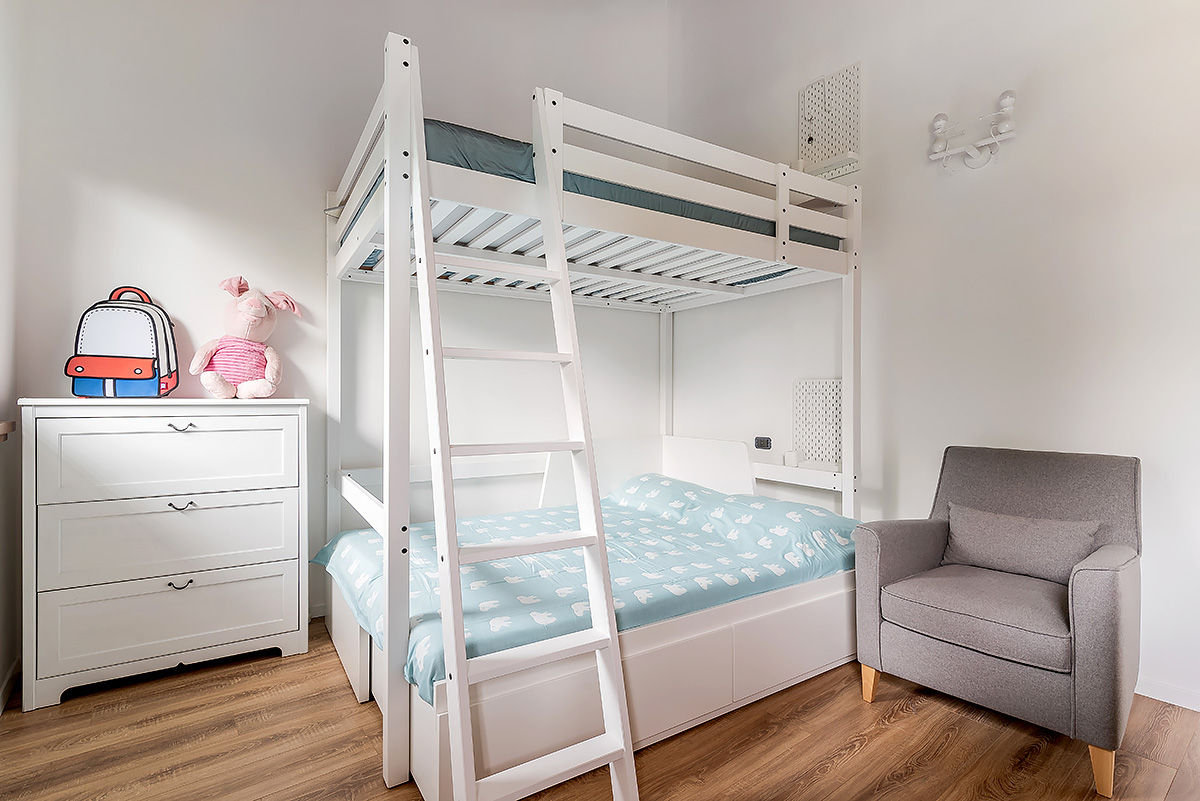 Ristrutturazione appartamento di 200 mq a Udine, S. Paolo, Facile Ristrutturare Facile Ristrutturare Scandinavian style bedroom