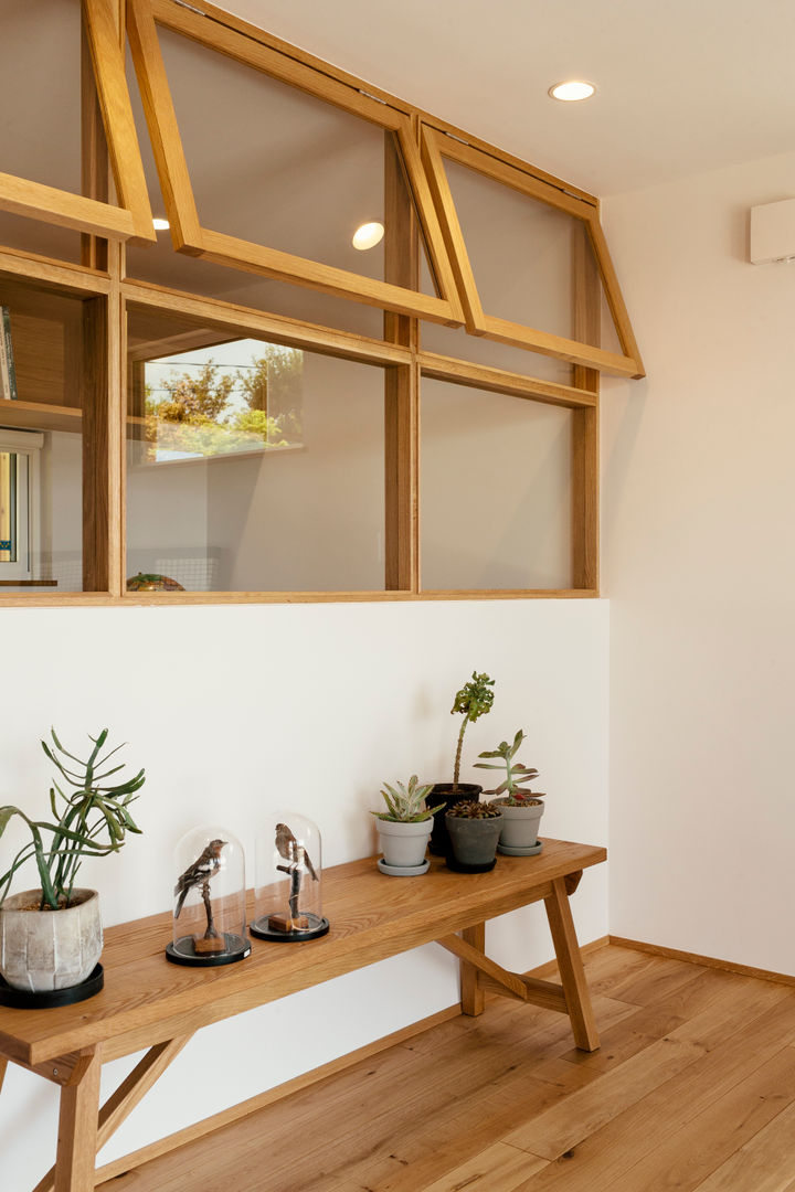 眺めと暮らす家, ELD INTERIOR PRODUCTS ELD INTERIOR PRODUCTS Eclectic style windows & doors