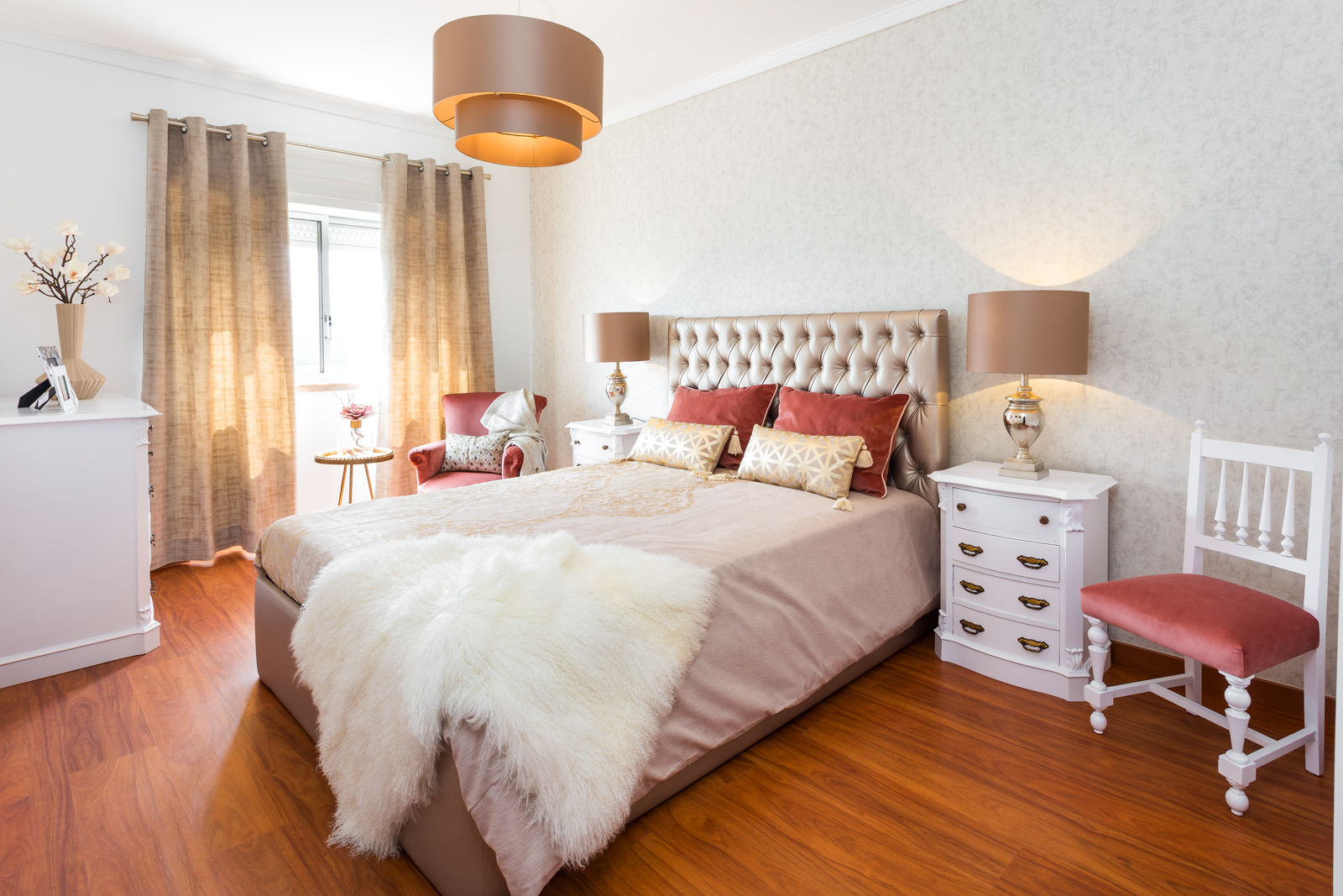 Renovação de Quarto estilo clássico com toque contemporâneo , Glim - Design de Interiores Glim - Design de Interiores Classic style bedroom