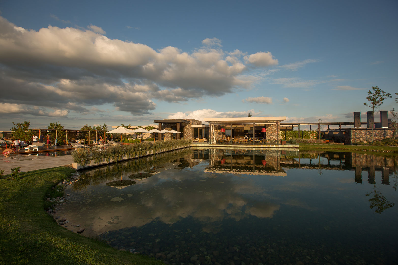 The Vines Resort & Spa, Bórmida & Yanzón arquitectos Bórmida & Yanzón arquitectos Espaços comerciais Hotéis