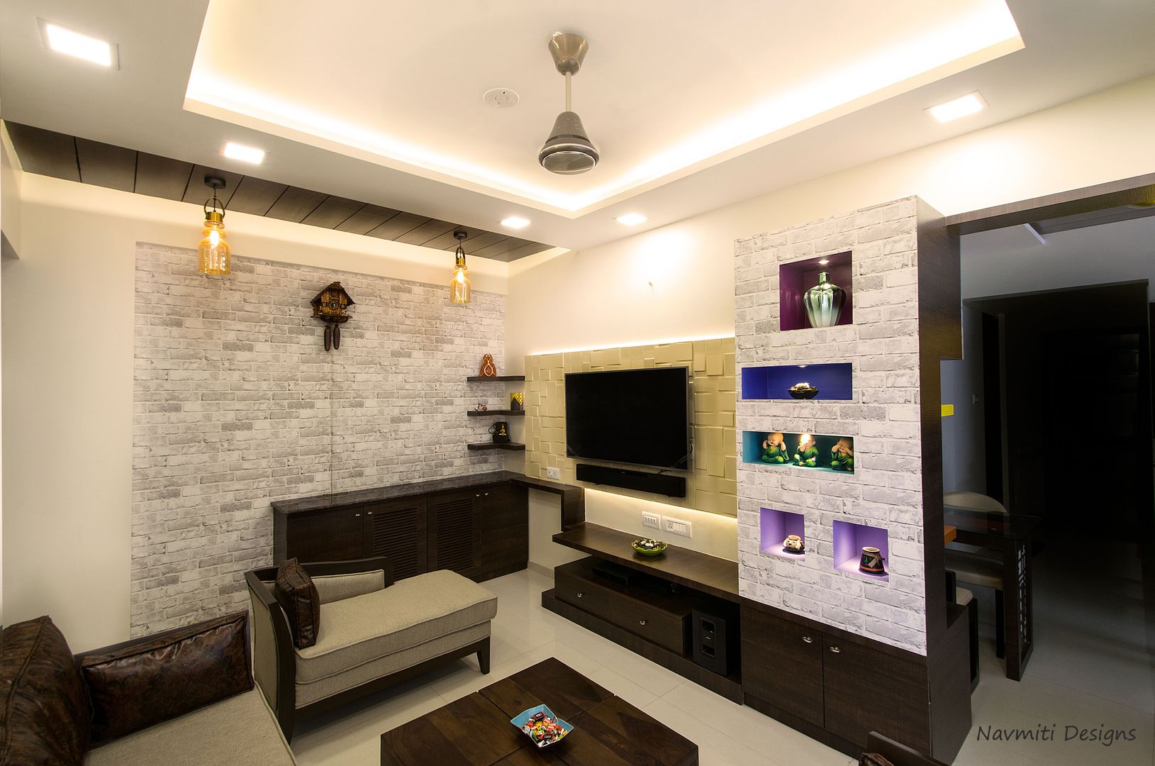 Site for Mr.Mudit Agarwal, Navmiti Designs Navmiti Designs Moderne Wohnzimmer