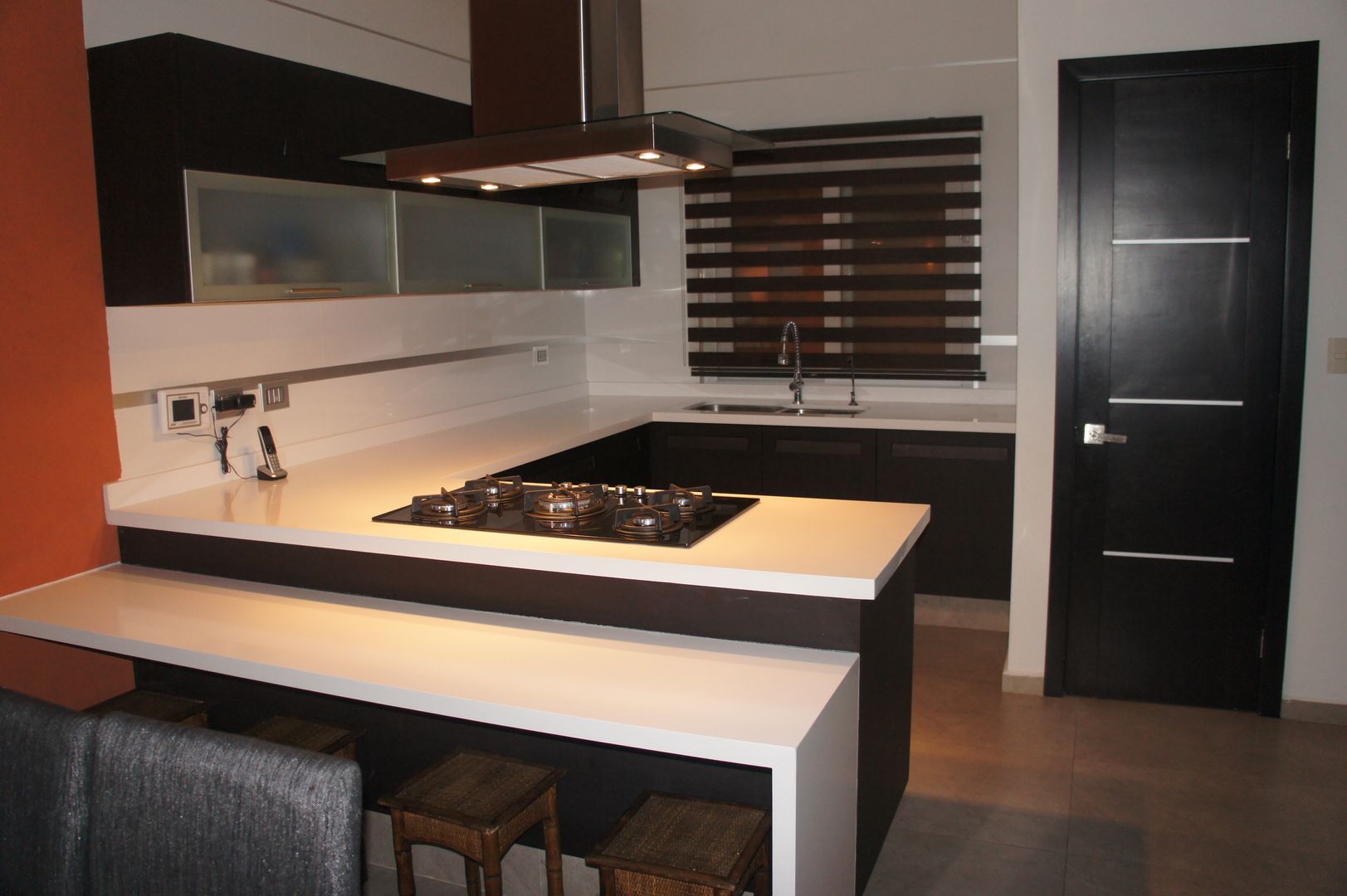 COCINA IBIZA, ORIGINALE CUCINE E ARMADI ORIGINALE CUCINE E ARMADI Built-in kitchens Wood-Plastic Composite