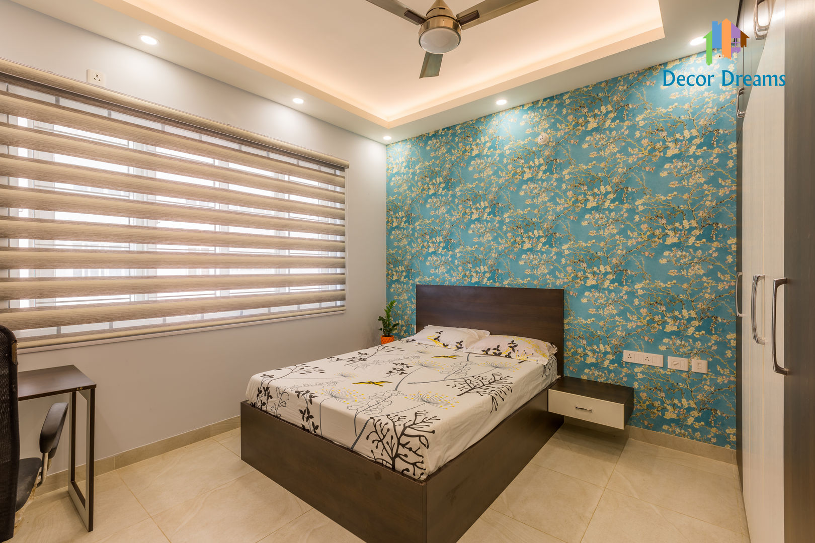 Vaishnavi Terraces, 3 BHK - Ms. Supriya, DECOR DREAMS DECOR DREAMS Modern style bedroom