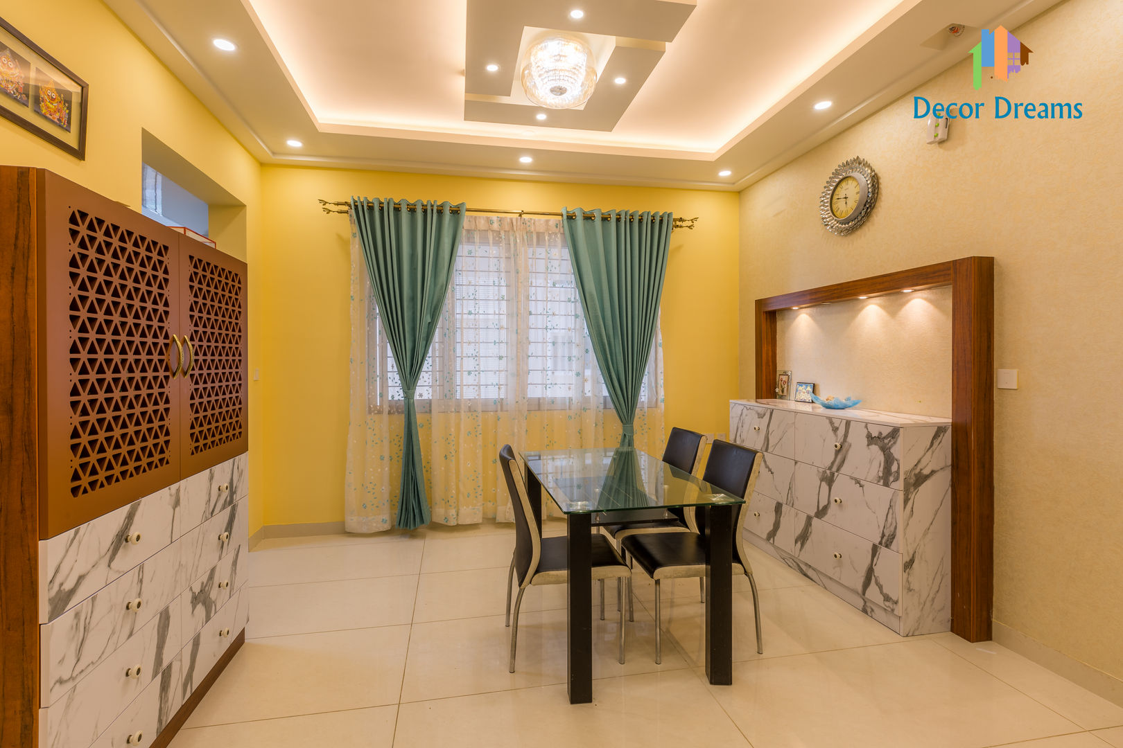 Vaishnavi Terraces, 3 BHK - Ms. Supriya, DECOR DREAMS DECOR DREAMS Modern dining room