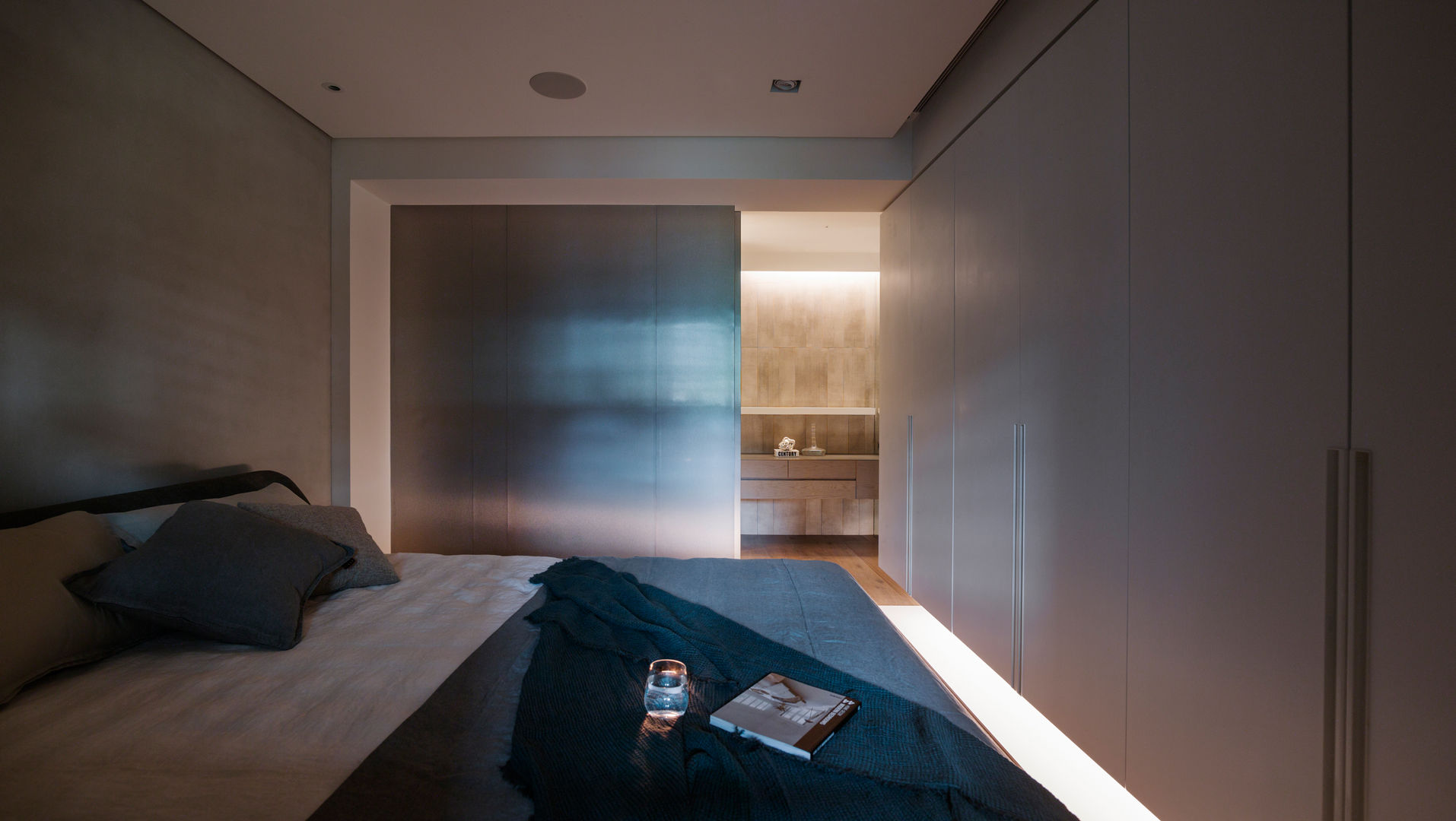 Linear Space, 沈志忠聯合設計 沈志忠聯合設計 Modern style bedroom