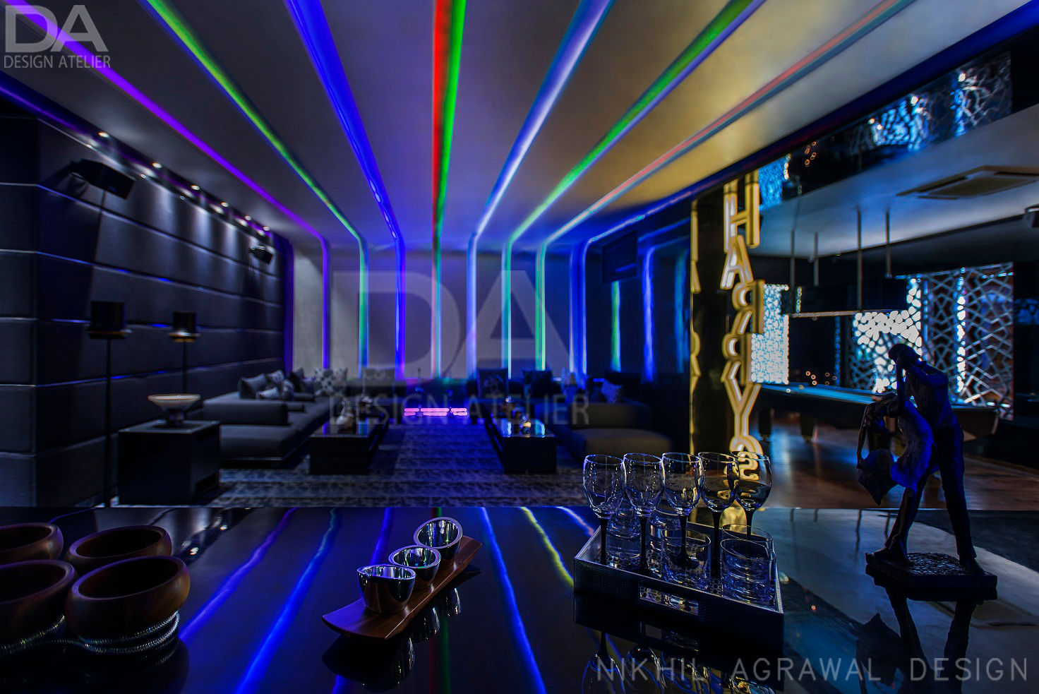 Party Lounge with fully automated light system Design Atelier Floors