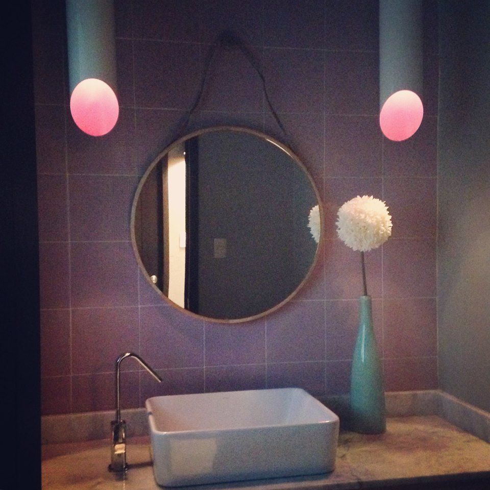 Remodelación de bar, Mono Studio Mono Studio Eclectic style bathrooms Tiles