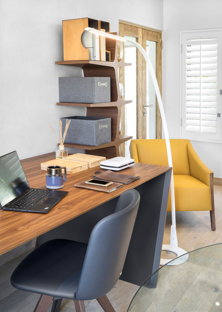 Home Study Deborah Garth Interior Design International (Pty)Ltd Modern study/office Wood Wood effect