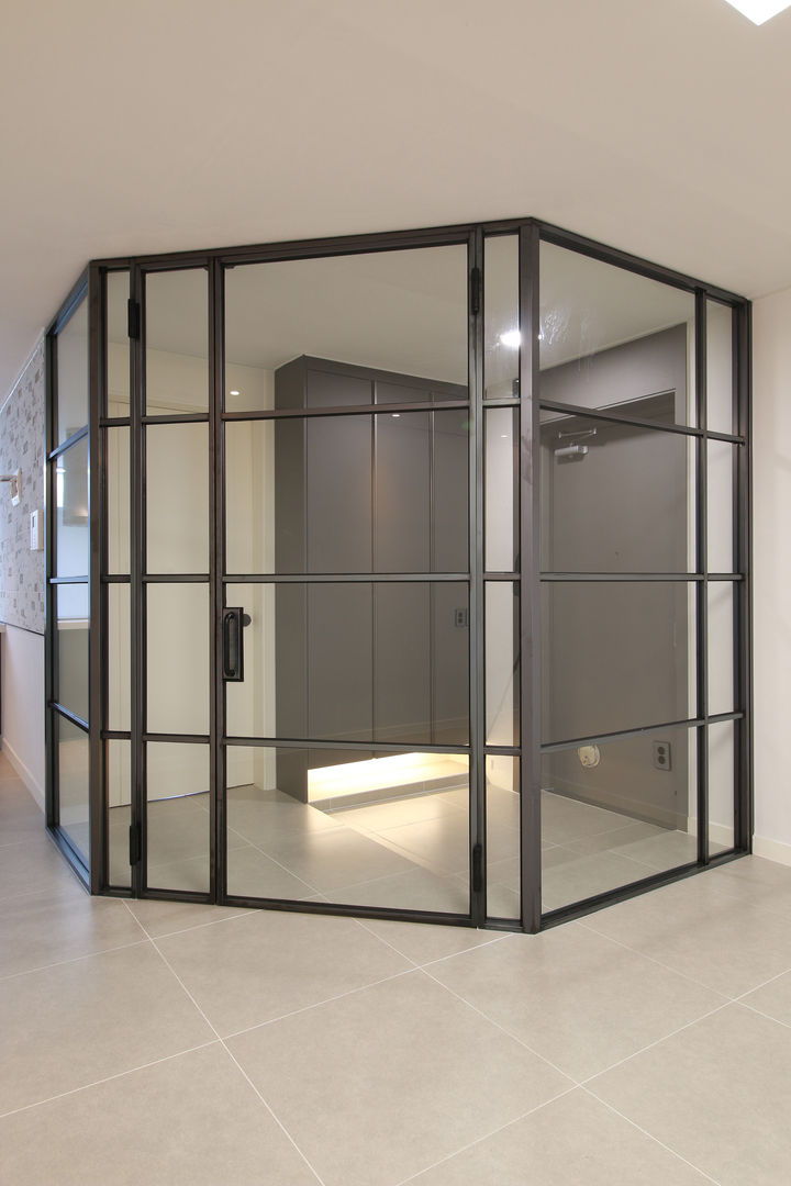 homify Puertas interiores