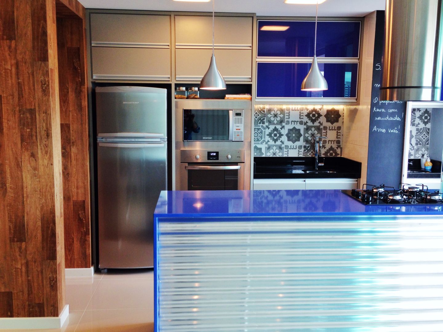 Cozinha Azul - FC, Form Arquitetura e Design Form Arquitetura e Design キッチン収納