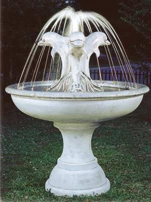 Vasi, fioriere, fontane, statue e tanto altro ancora, Tonazzo Srl Tonazzo Srl Classic style garden Accessories & decoration