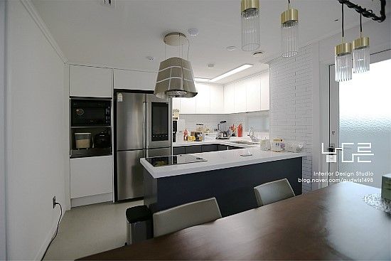 대구 수서동 롯데캐슬 52평형, 남다른디자인 남다른디자인 Modern style kitchen