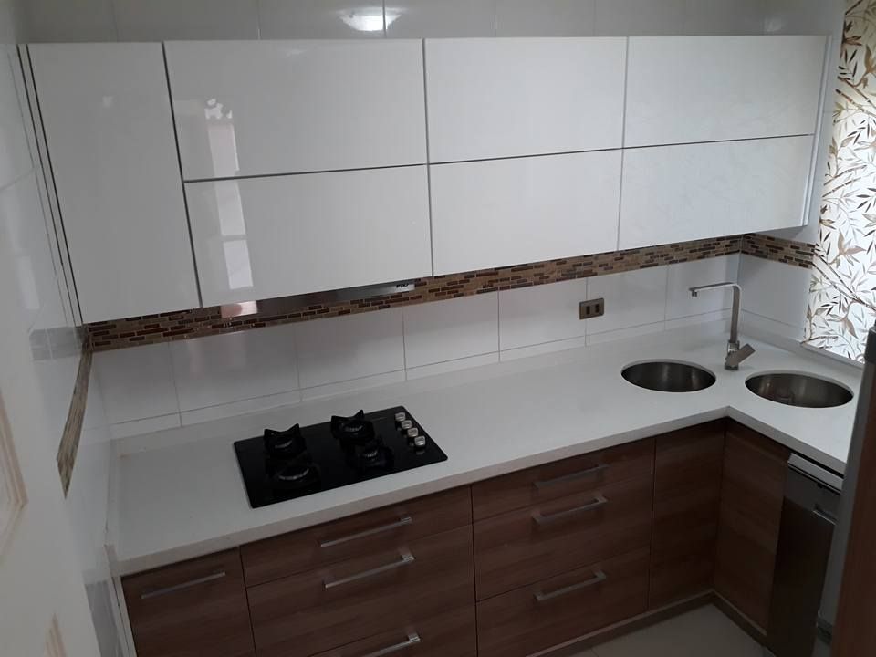 homify Cozinhas embutidas Quartzo