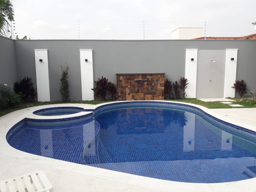 Piscina K+E (casal americanense) MAGEN | Revestimentos Cimentícios Piscinas de jardim Concreto atérmico,cimenticio,revestimento,piscina,corten,magen,cascata