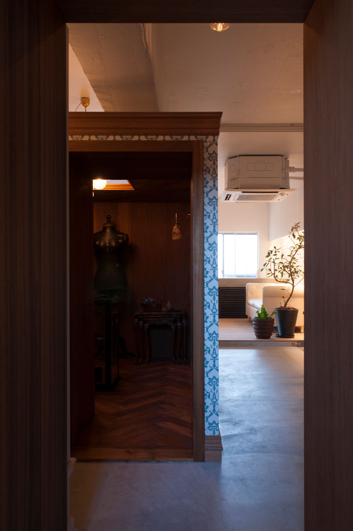 RENOVATION MODEL HOUSE, yuukistyle 友紀建築工房 yuukistyle 友紀建築工房 Dressing room