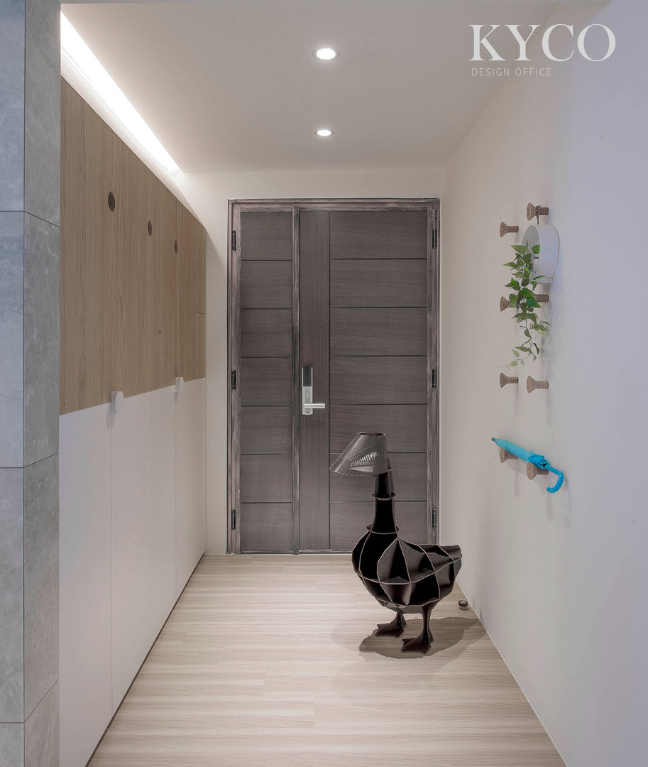 浮光LOFT, 芮晟設計事務所 芮晟設計事務所 Modern Corridor, Hallway and Staircase Wood-Plastic Composite