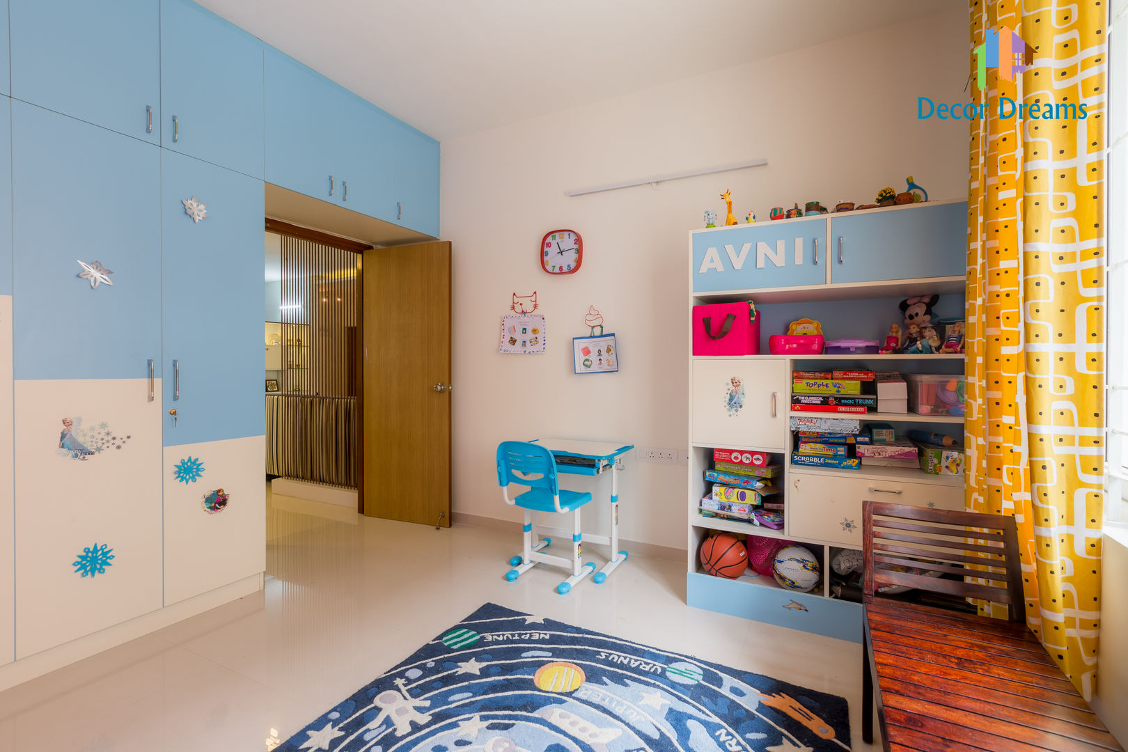 Axis Aspire 2.5 BHK - Mr. Ramprasad, DECOR DREAMS DECOR DREAMS Modern nursery/kids room