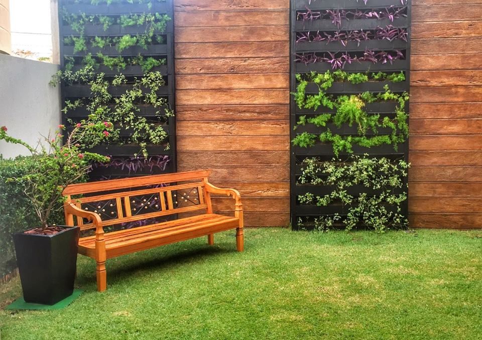 Jardim Minimalista Com Toque Rústico Barrocarte Jardins rústicos Mobiliário