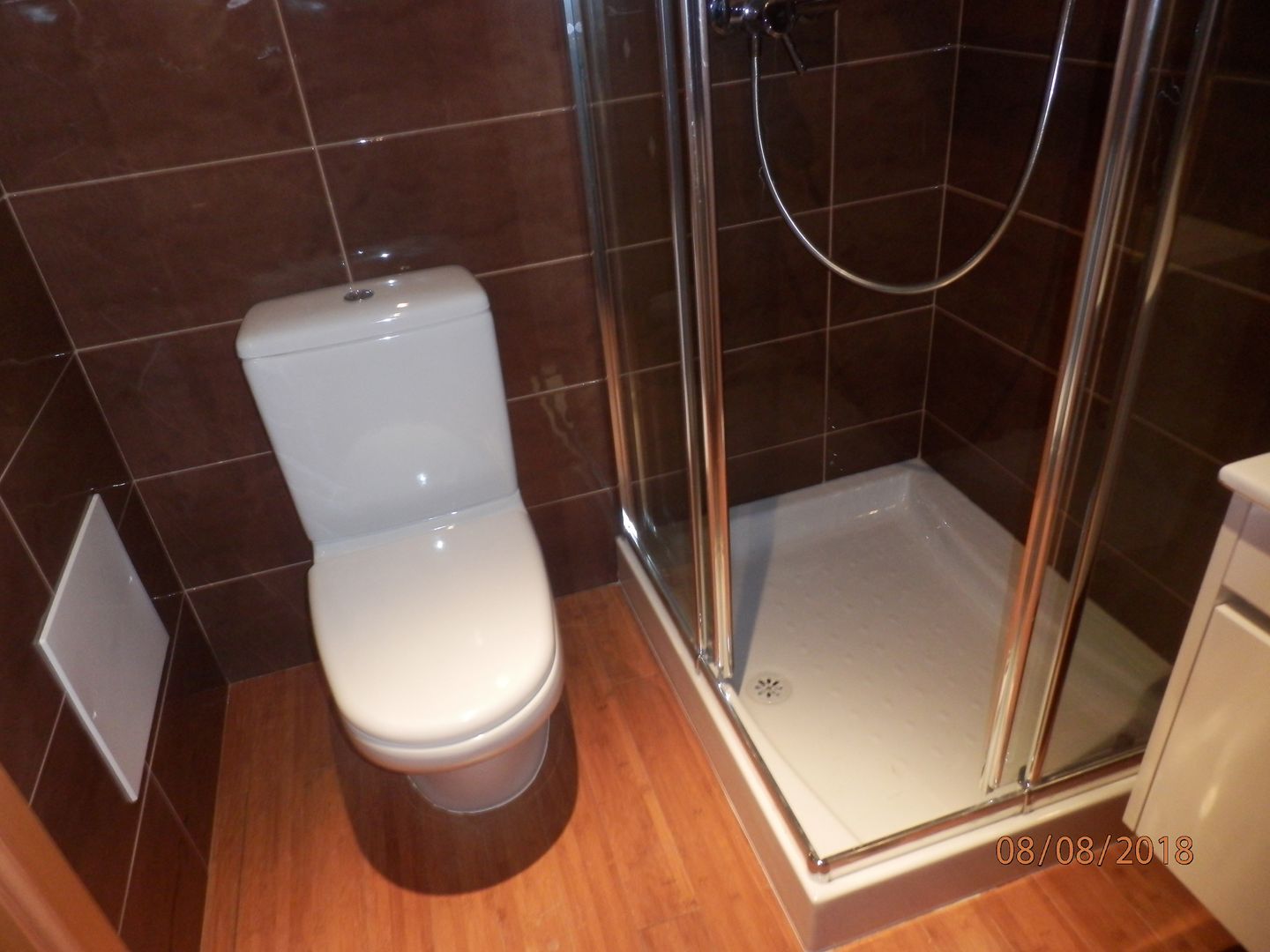 WC Suite ENGIMULTI Casas de banho modernas